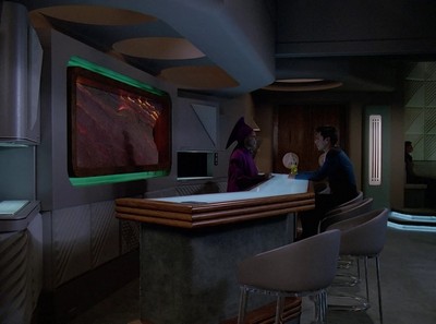 The Bar in Ten-Forward