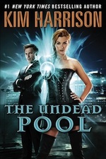 The Undead Pool (The Hollows #12)